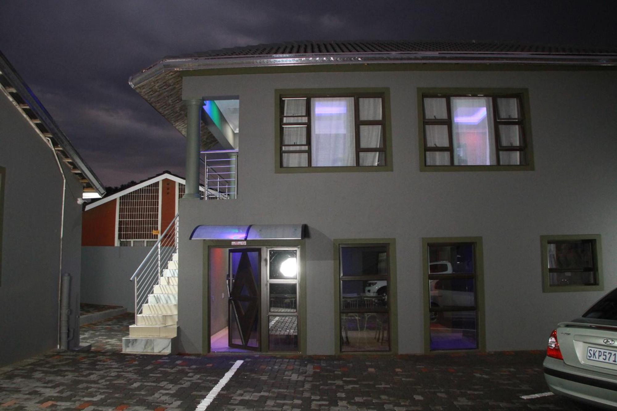 Wise Bird Guest House Roodepoort Esterno foto